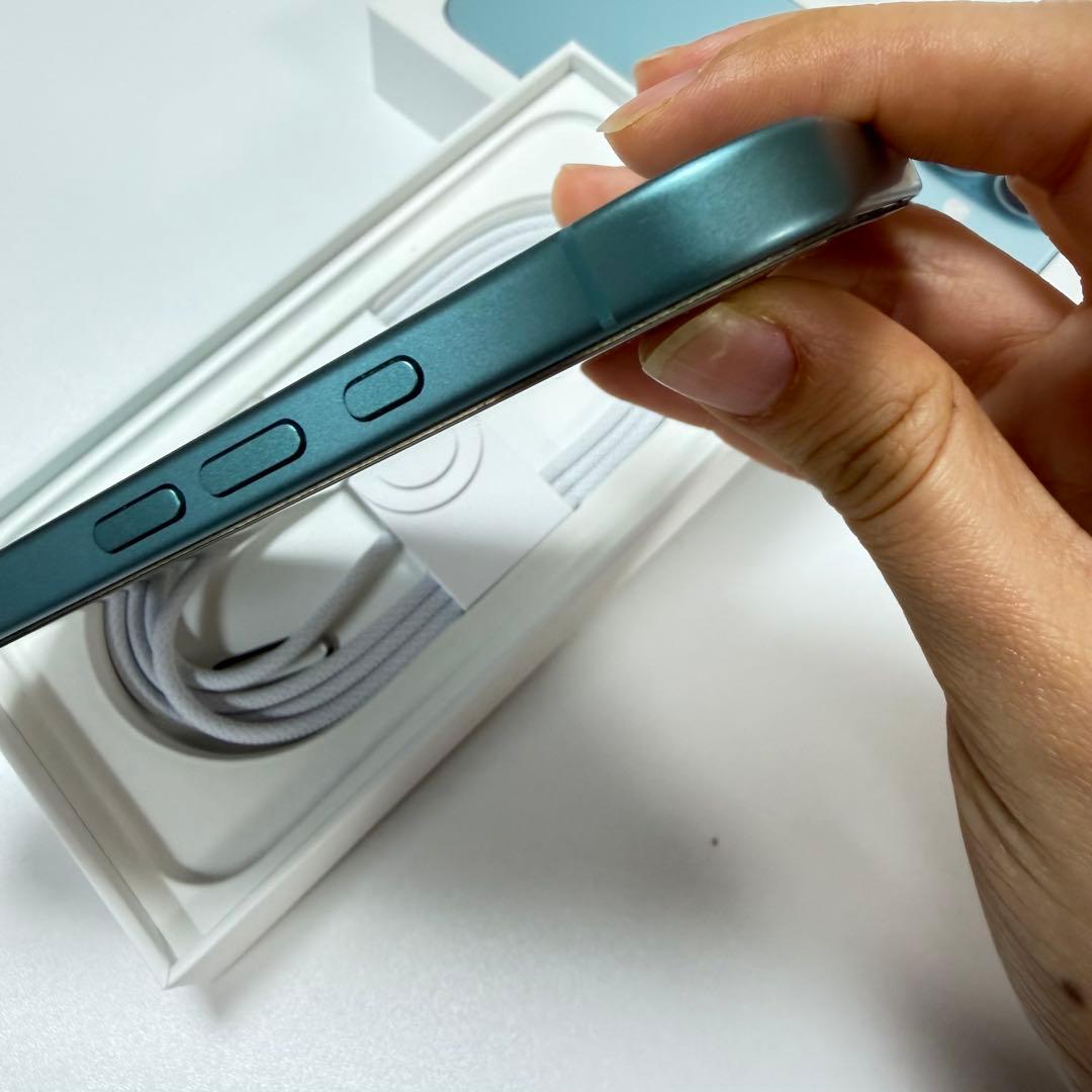 iPhone16 128GB 【美品】 SIMフリー
