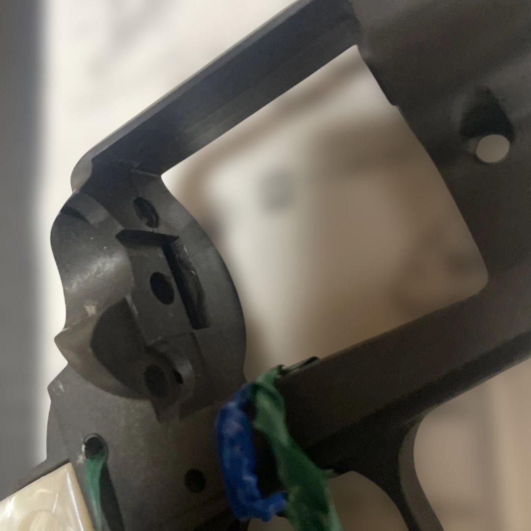 モデルガン　プラスチック製