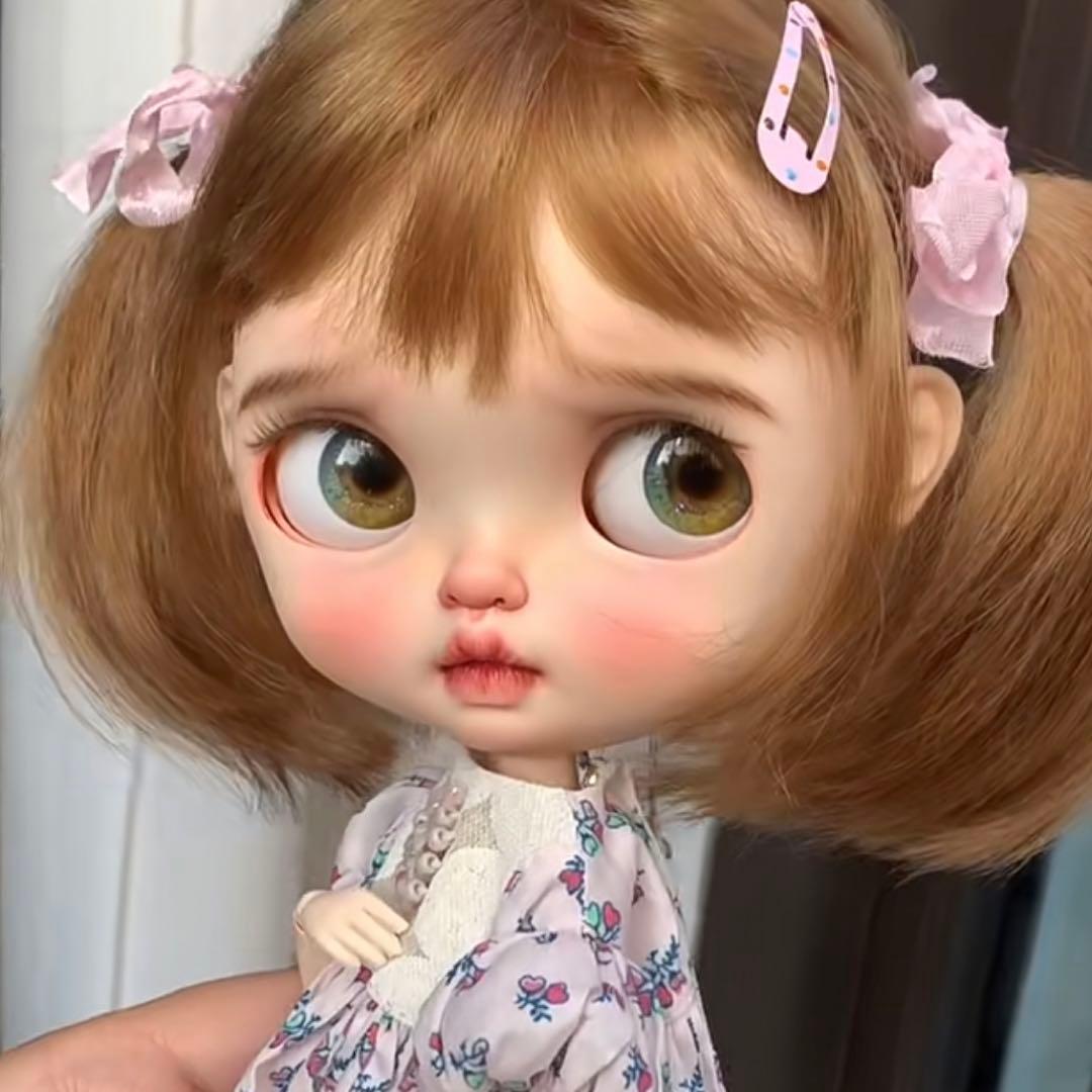 カスタムブライス 海外作家様 人形 かわいい 幼い 恋する乙女 困ったちゃん