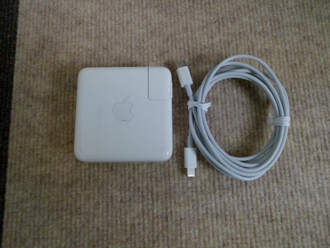 美品 MacBook Pro2019 A1989 13㌅ 512GB BT良好
