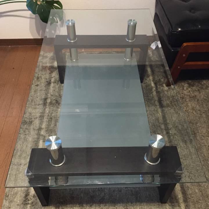 500円値引き！☆送料込み☆シックでオシャレなガラステーブル（ブラック）
