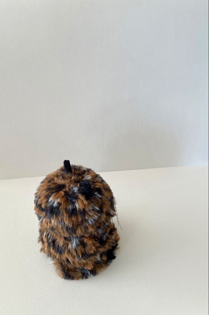 大きなサビ猫ちゃんの編みぐるみ