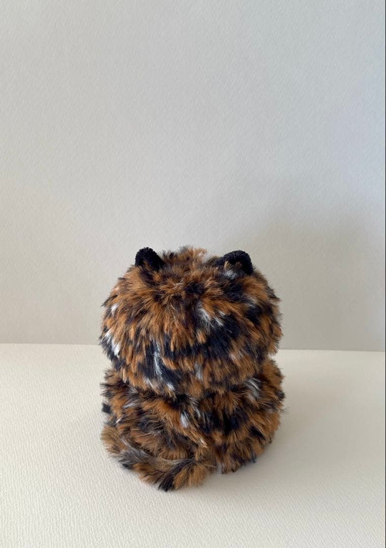 大きなサビ猫ちゃんの編みぐるみ