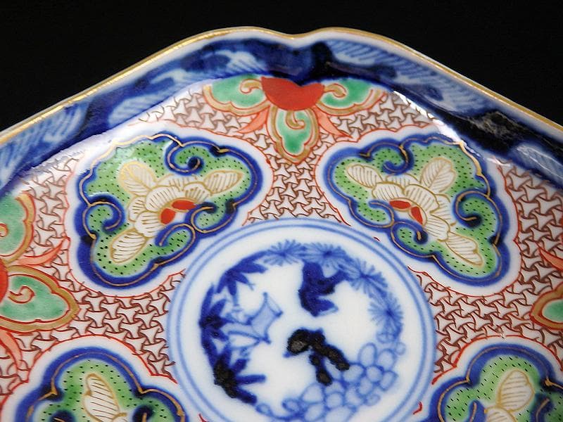 大聖寺伊万里 　毘沙門亀甲紋に松竹梅の図 縁高角皿　5枚　C775AS-BUj