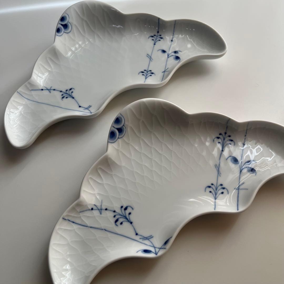 廃番♡希少 ロイヤルコペンハーゲン ブルーパルメッテ クレセントディッシュ 2枚