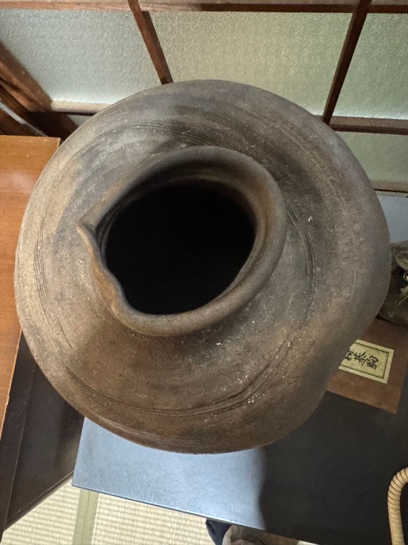 壺 歪んだ壺 変形壺 古備前