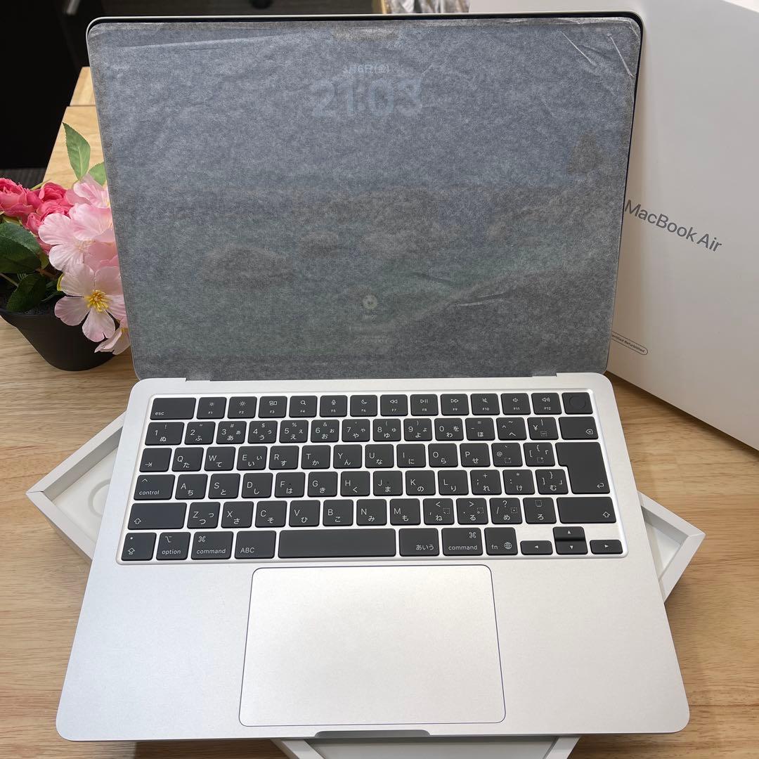 新品、未使用 MacBook Air 13インチ M4 シルバー送料無料