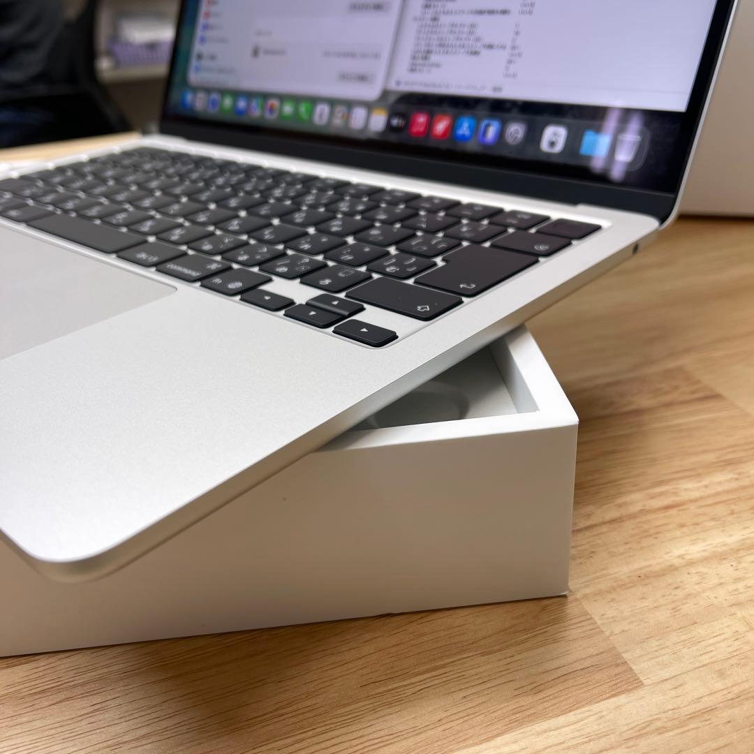 新品、未使用 MacBook Air 13インチ M4 シルバー送料無料