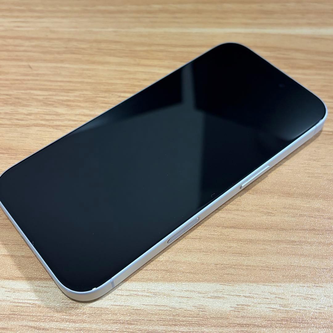 Apple iPhone16 本体　128GB ホワイト