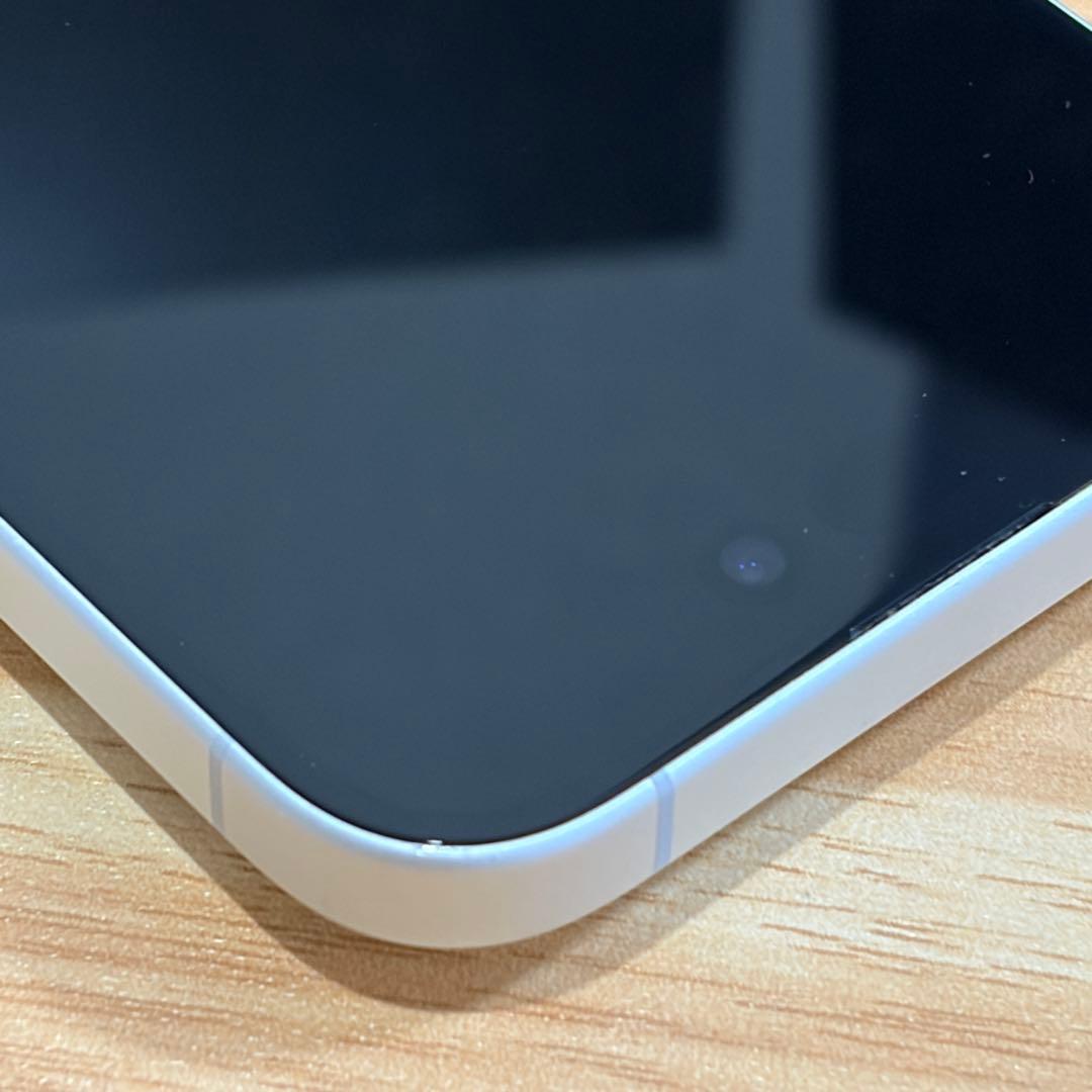 Apple iPhone16 本体　128GB ホワイト