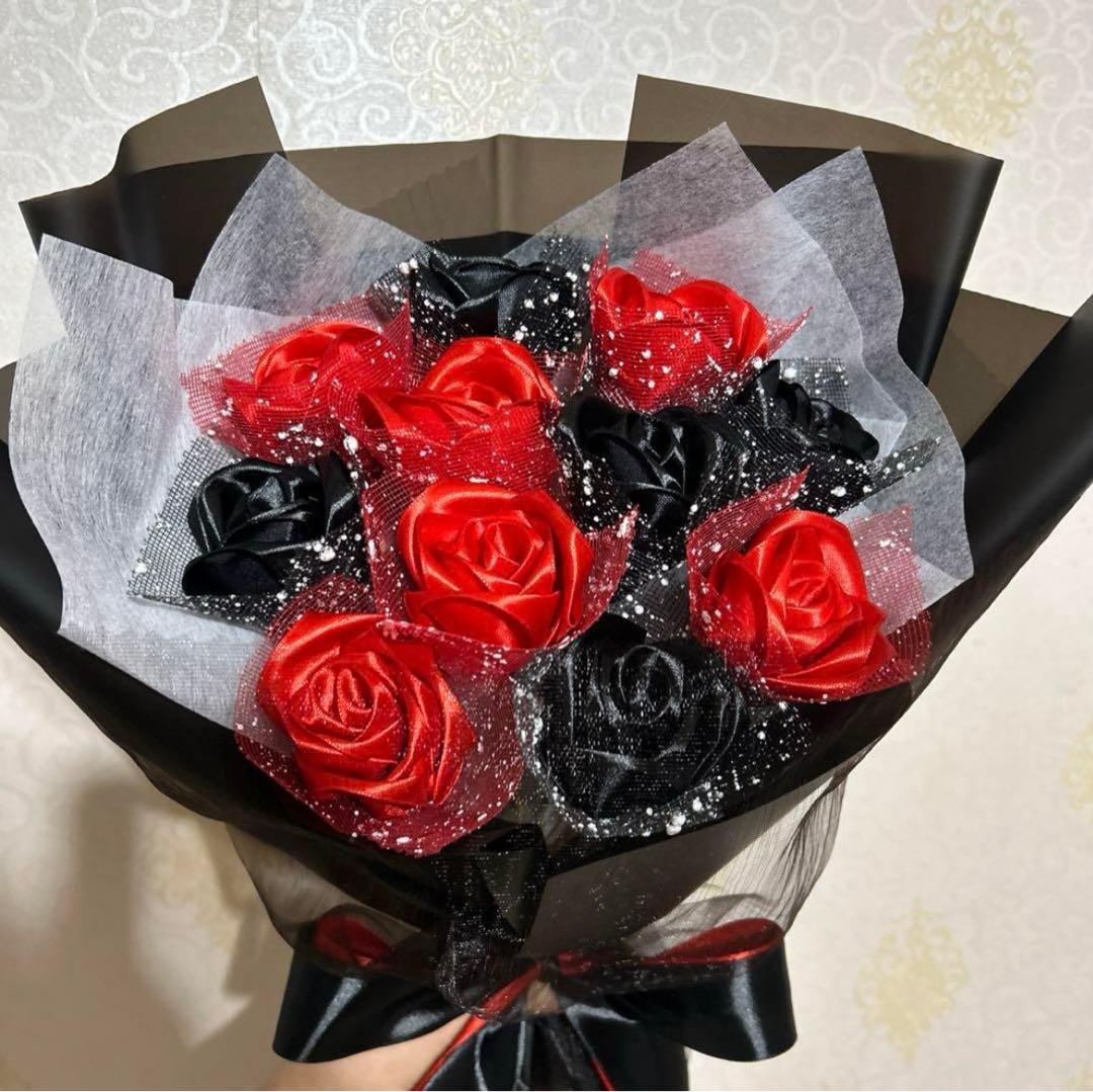 11本赤黒バラブーケ ラッピングリボン２色❗️枯れない薔薇！プレゼント好きな人へ