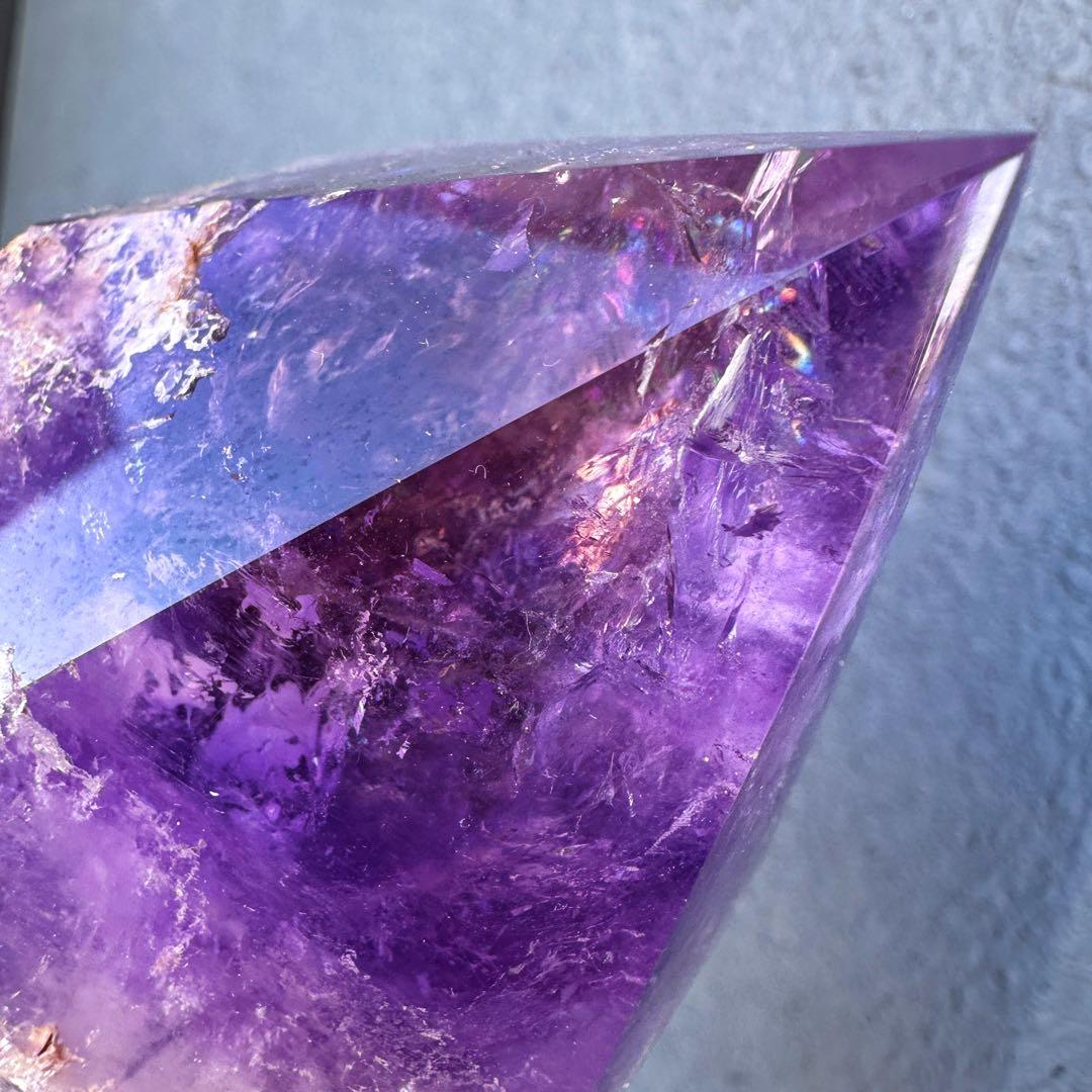 絶品☆極上の逸品❗️レインボー☆ボリビア産アメジストポイント パワー原石A1596