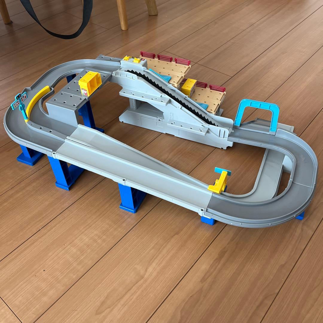 トミカビル　やまのぼりドライブ　アクション高速どうろ　3セットまとめ売り