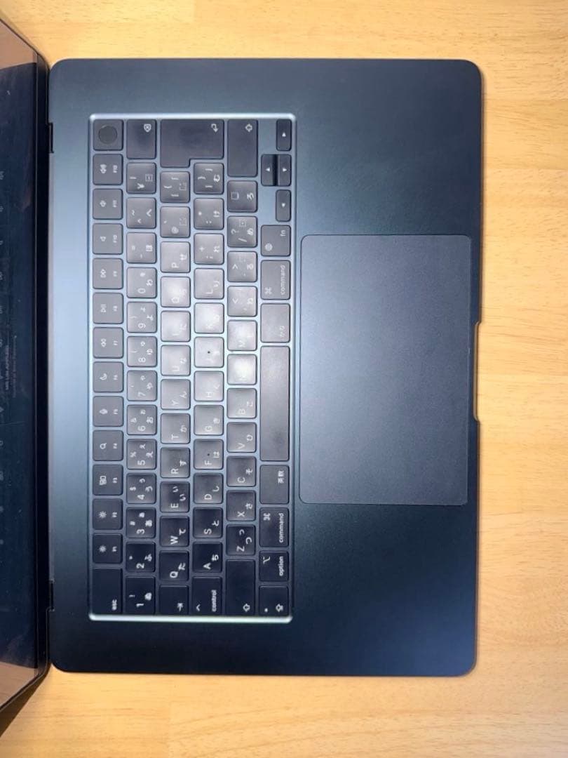 美品・ケース付MacBookAirM2 15インチ8GB1TBバッテリー99%