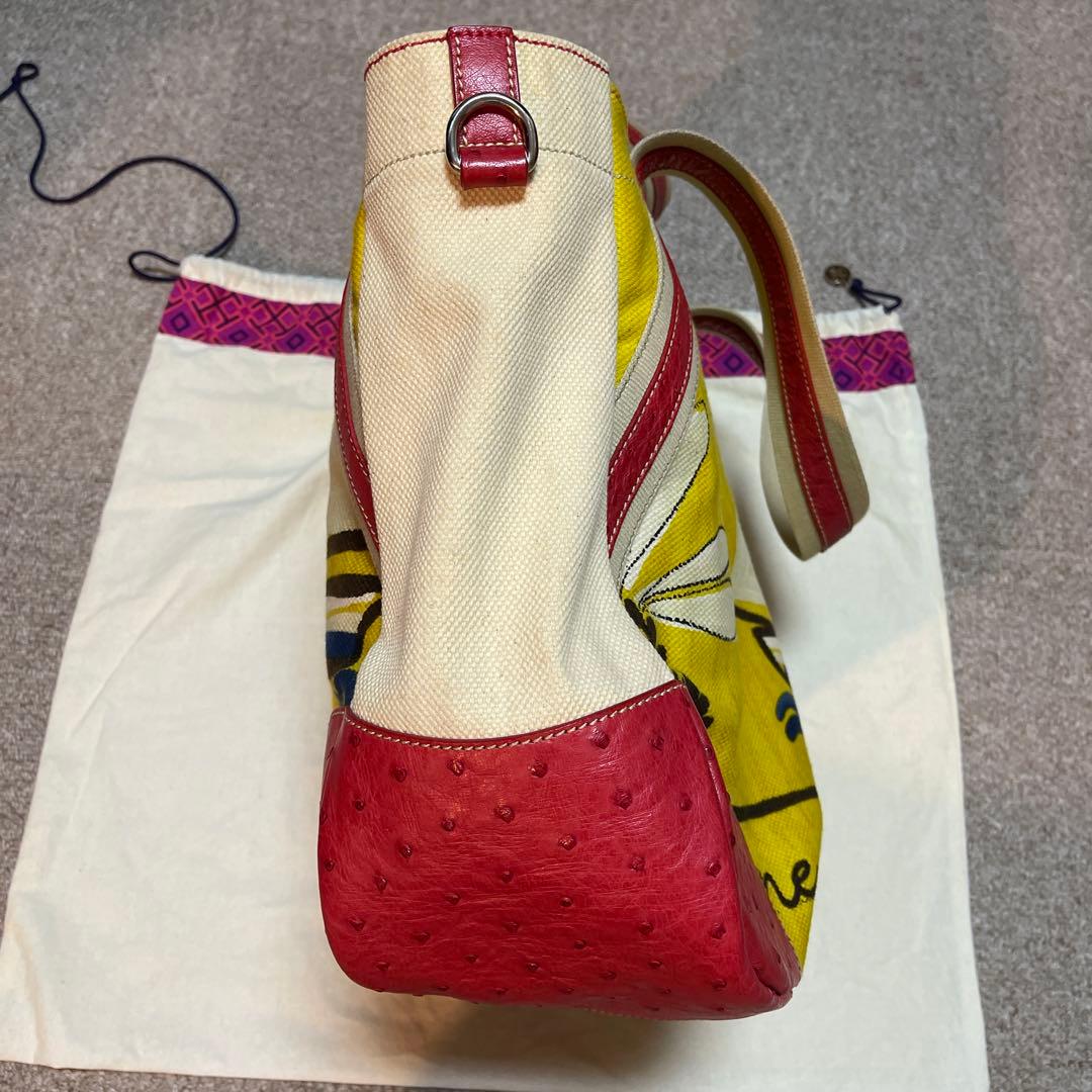 プラダ、美品 キャンパスオストリッチ ビッグトートバック