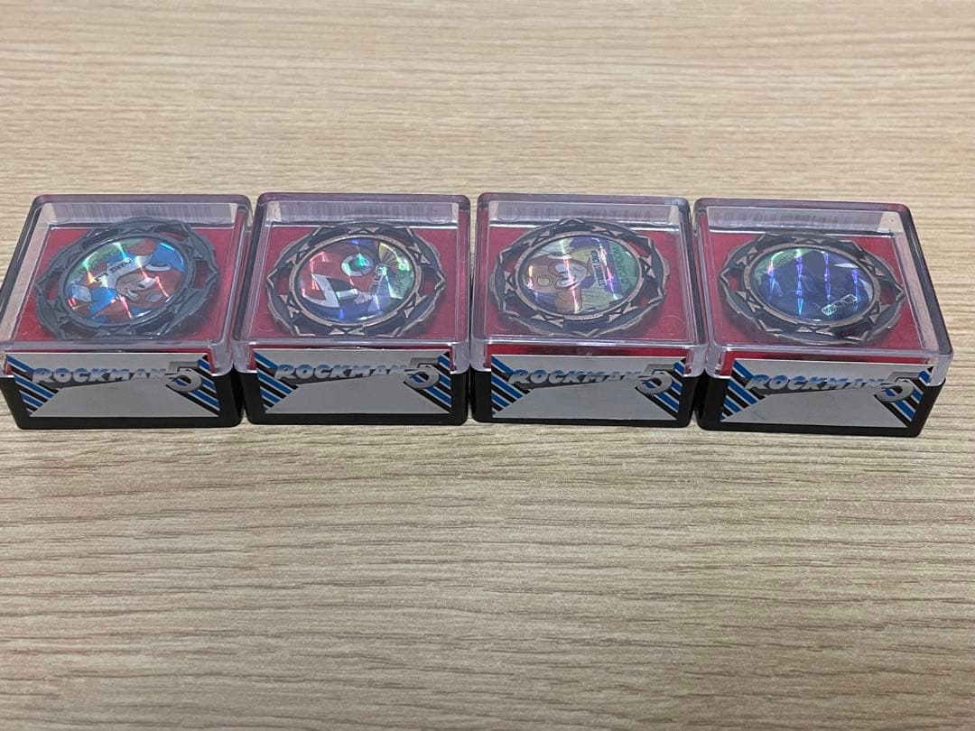 【美品】【未開封】ロックマン5 キャラコバッチ 4種セット