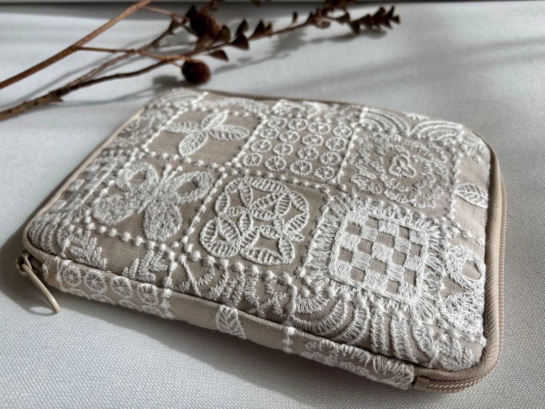 【マルチケース】ミナペルホネンforest tile ライトベージュ