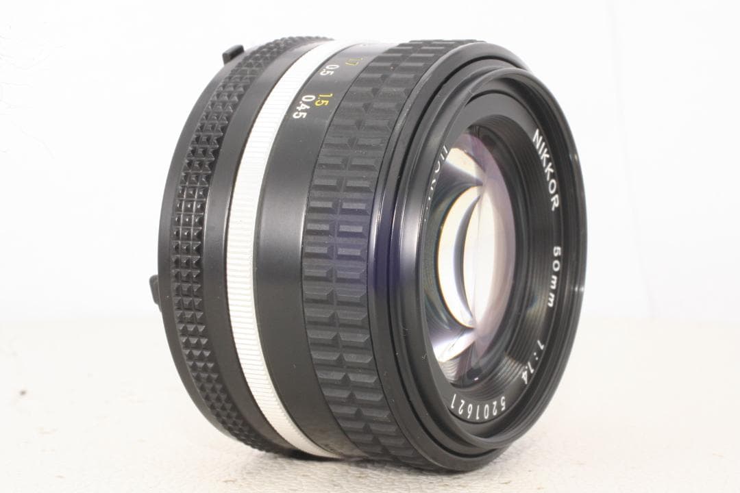 美品☆ 整備済 分解清掃 Nikon AI-S 50mm f1.4
