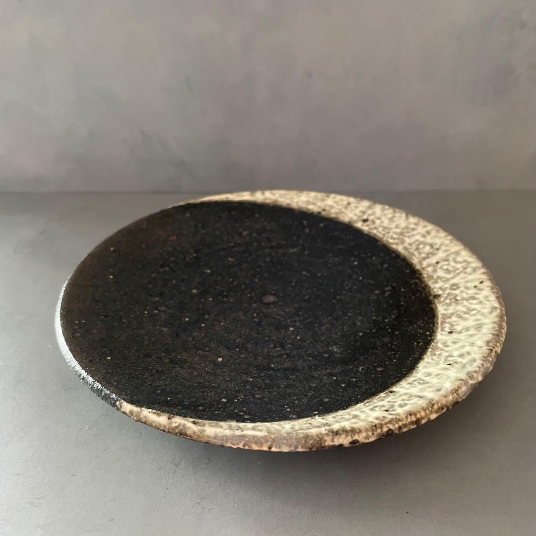 薮本寛之さんのお皿2枚