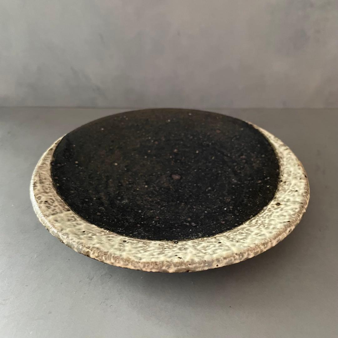 薮本寛之さんのお皿2枚