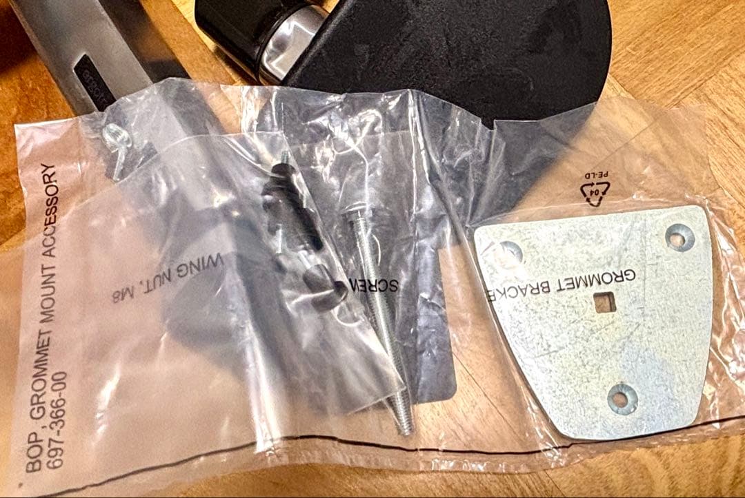 エルゴトロン LX モニターアーム 長身ポール＆アーム２本、補強プレート付き