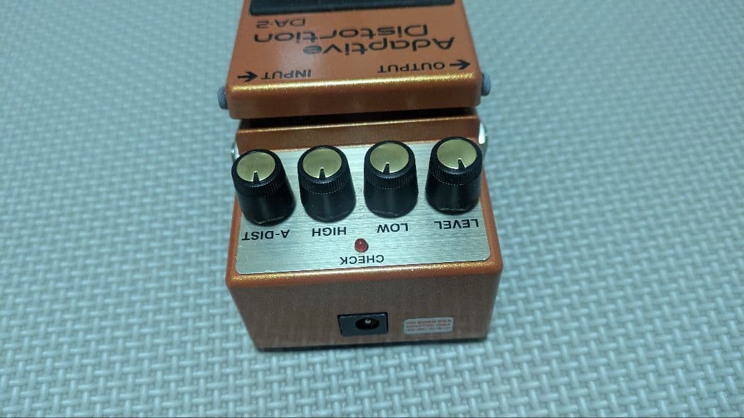 ギター boss DA-2 Adaptive Distortion