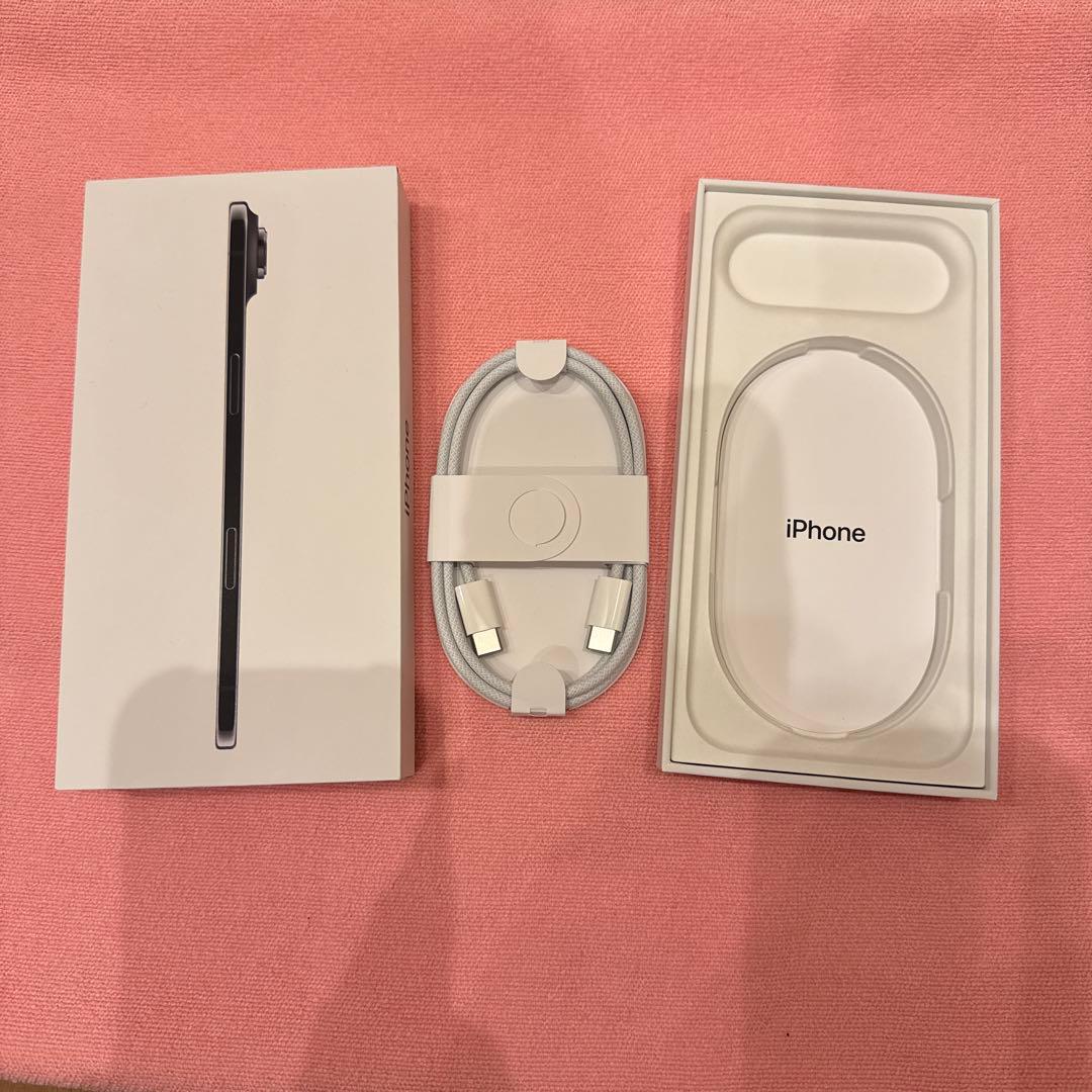 さ*中様 iPhone Air 本体　純正カバー、ガラスフィルム、カメラ保護付き