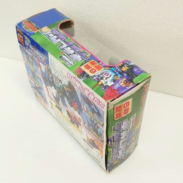 トランスフォーマー　カーロボット　ギガトロン　D-001