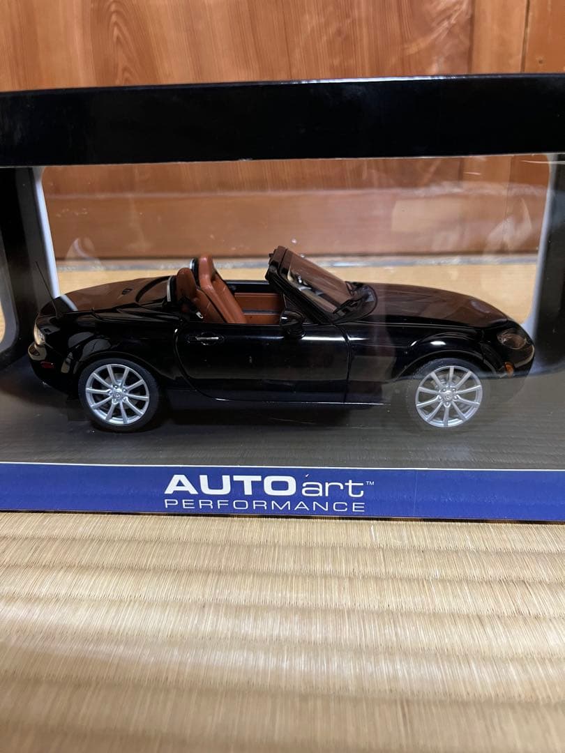 ゆーき AUTOart MAZDA MX-5 1/18