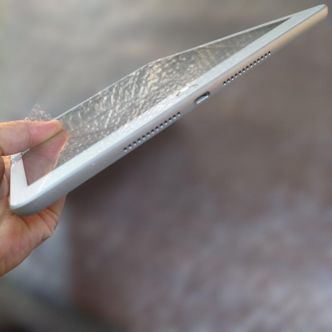 Apple iPad　第7世代 32GB　MW752J 管理ナンバー1204