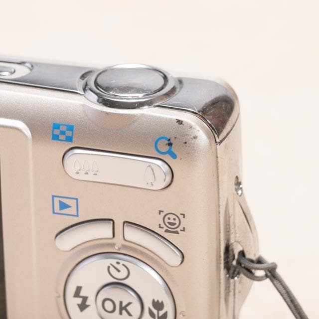 【単3電池で動く平成レトロなコンデジ】PENTAX optio E70