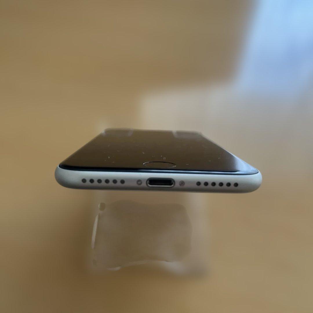 【美品】iPhoneSE 第2世代 128GB ホワイト バッテリー89%