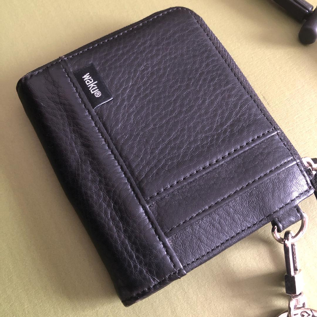 WAKU ネックウォレット コンパクト 財布 黒 ブラック レザー 革 小さい