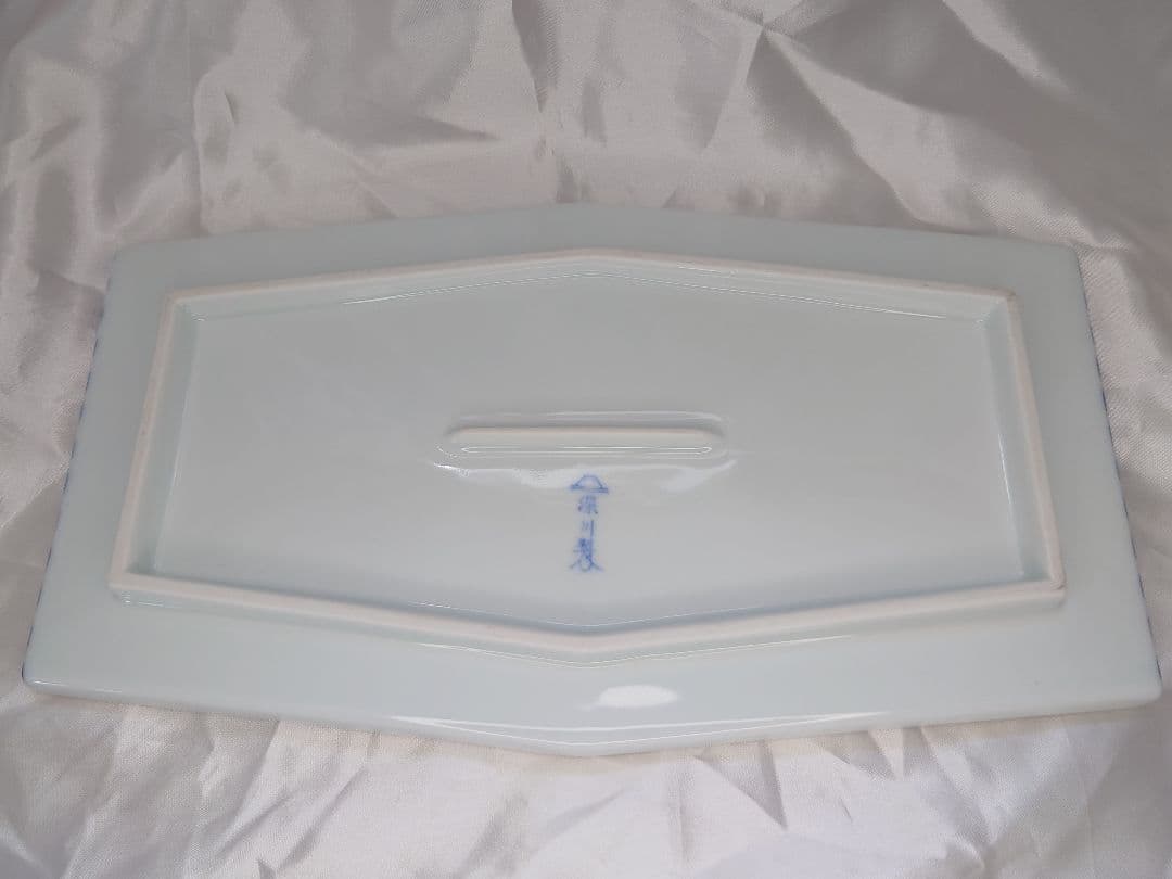 【値下げ】深川製磁　色絵菊花紋　六角盛皿　大皿