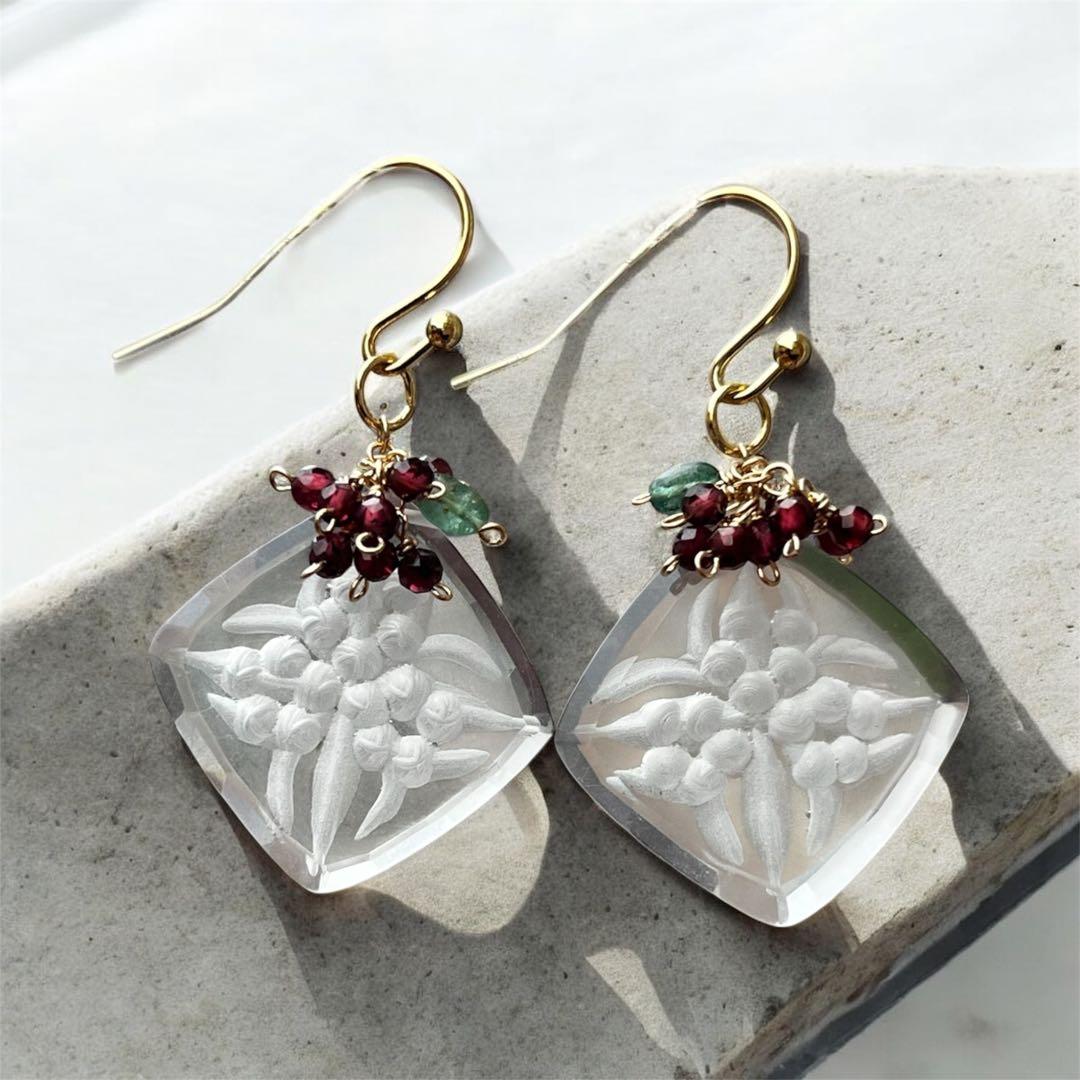 SALE③最高品質バックカービング水晶ハワイアンキルトピアス