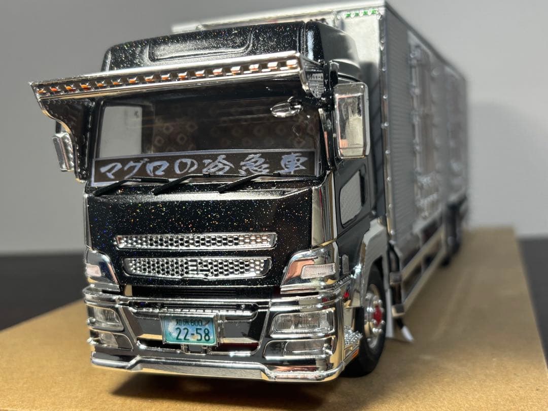1/32 アオシマデコトラ　ヘビーフレイト　三菱ふそうスーパーグレート　完成品