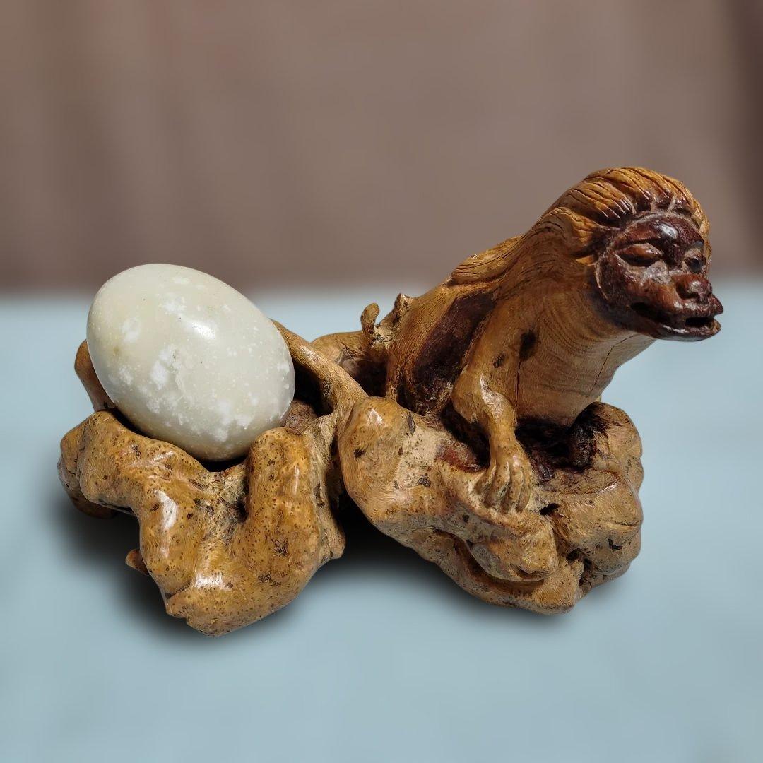 中国製木根っ子造形獅子型小物入れ+おまけ白石卵(エッグ) 縁起物・アンティーク