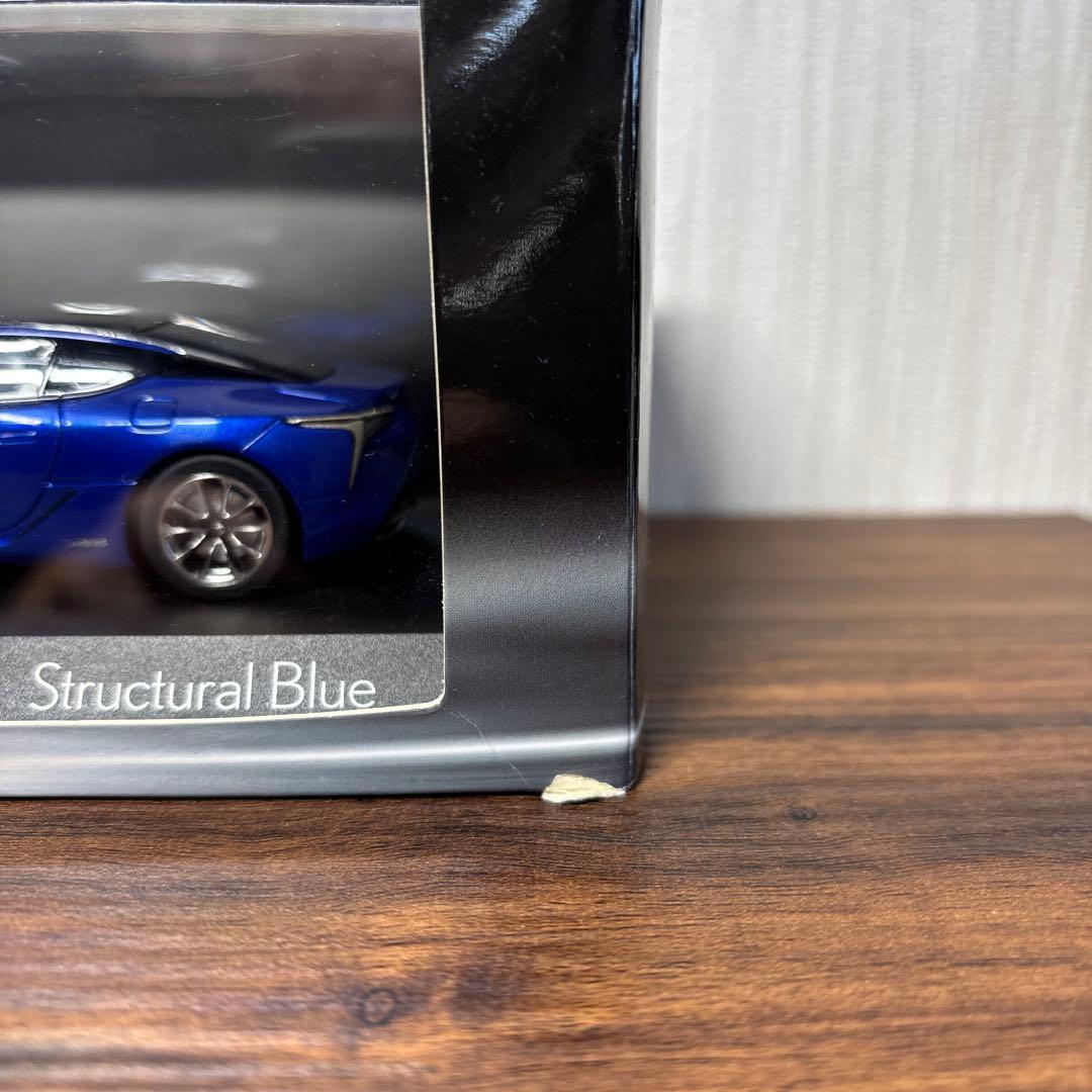 Lexus LC500h ミニカー Structural Blue