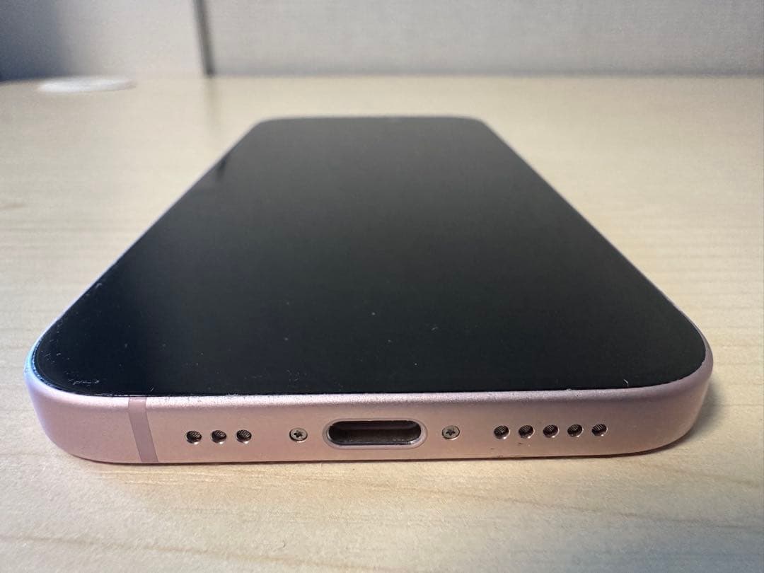 美品 iPhone15 128GB SIMフリー ピンク docomo正規