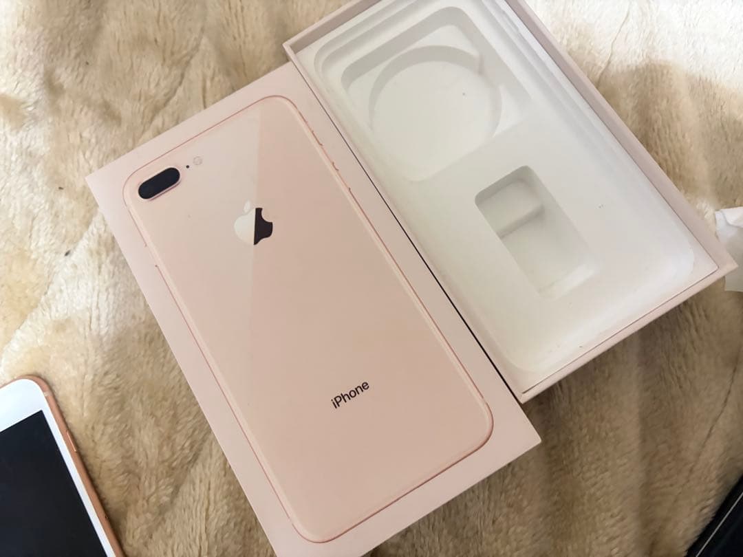 【Apple】iPhone 8 plus 256GB 美品 箱あり 【美品】