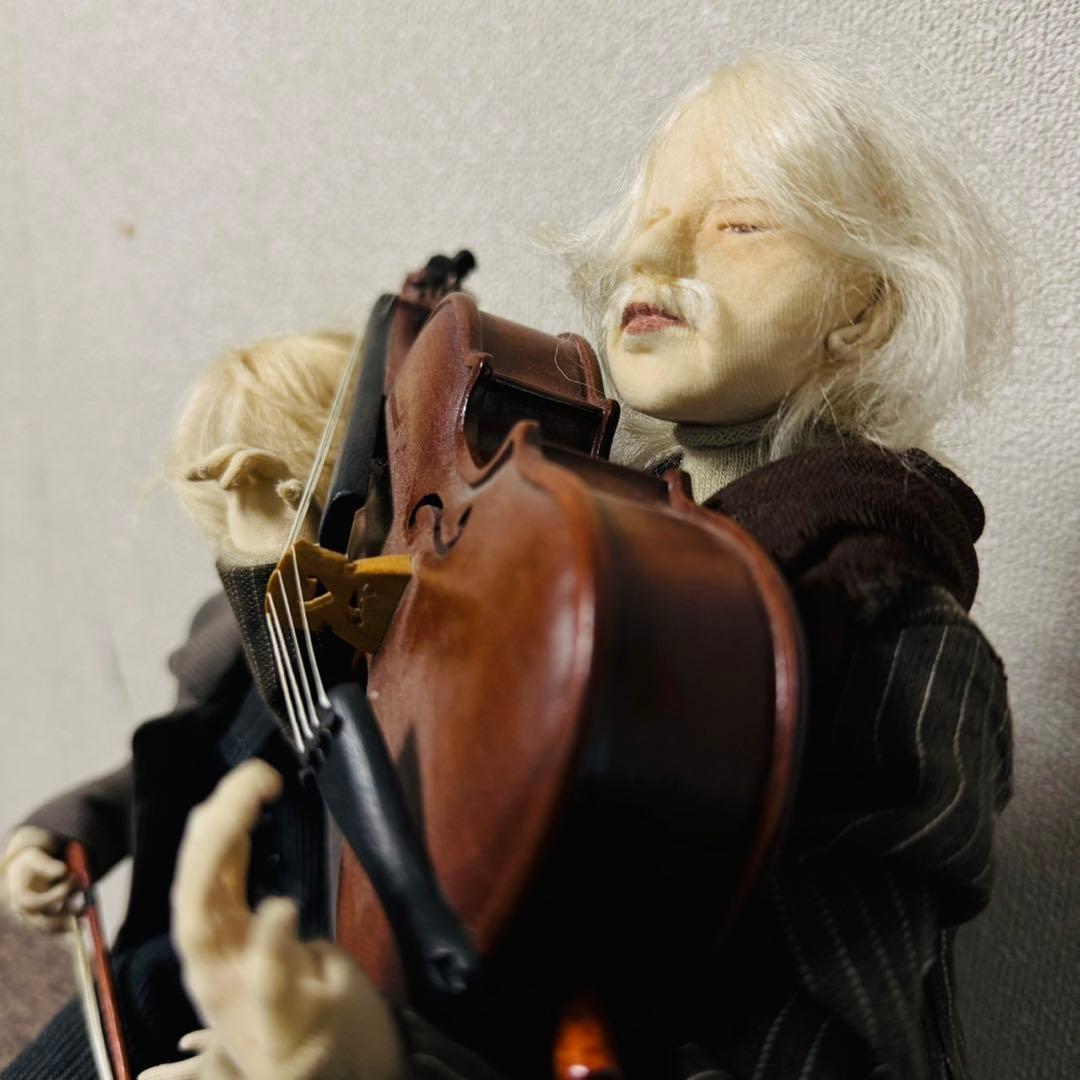 D33アンティーク品✨バイオリン ミニチュア フィギュア 置き物