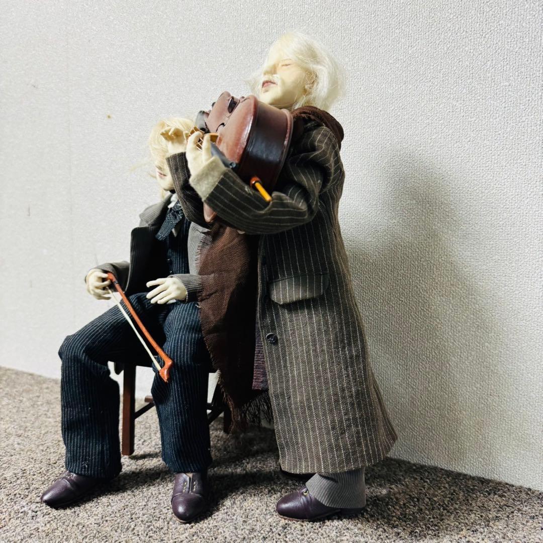 D33アンティーク品✨バイオリン ミニチュア フィギュア 置き物