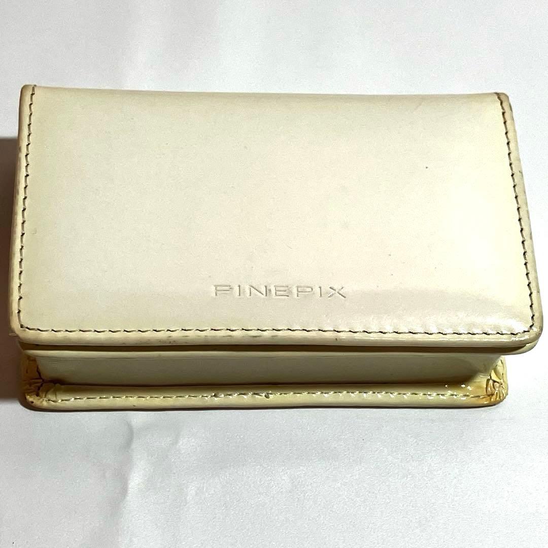 B*g様 フジフィルム FinePIX Z5fd ピンク　充電コード、ケース付き