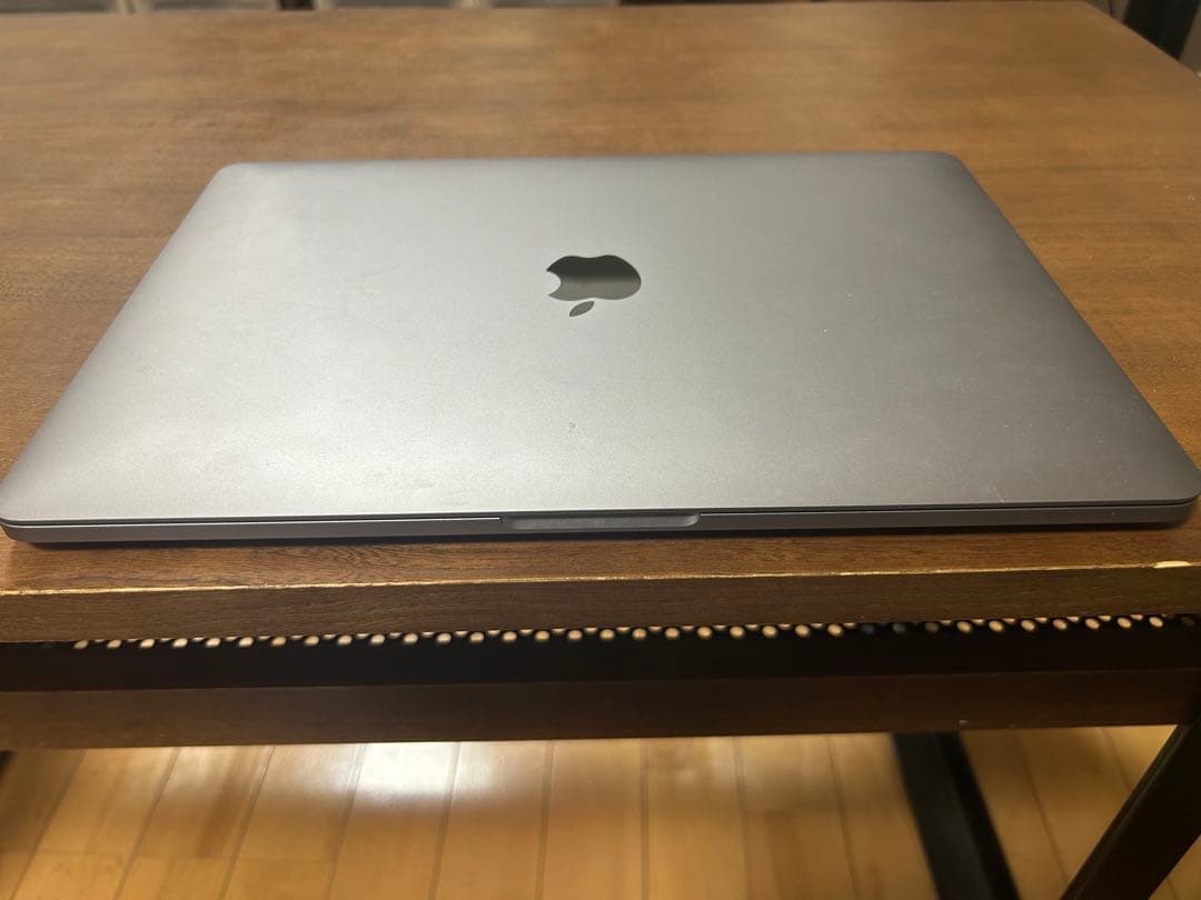 充電21回 超美品 MacBook Pro 2020 i5 16GB 512GB