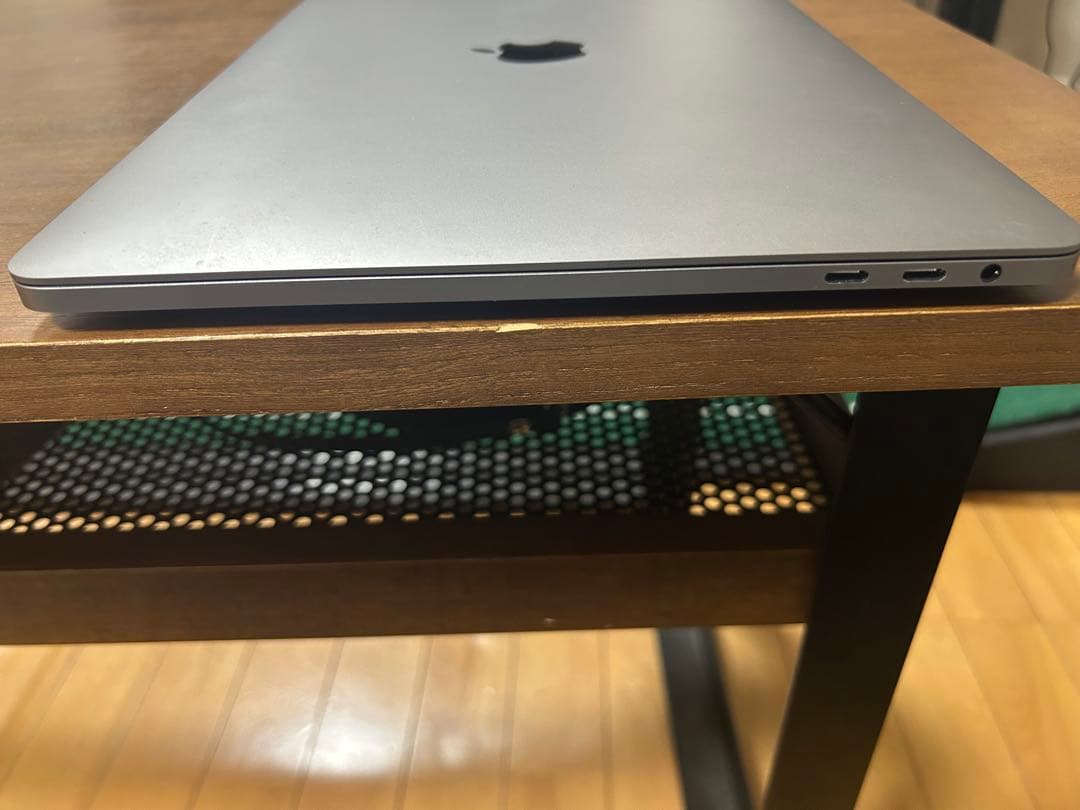 充電21回 超美品 MacBook Pro 2020 i5 16GB 512GB