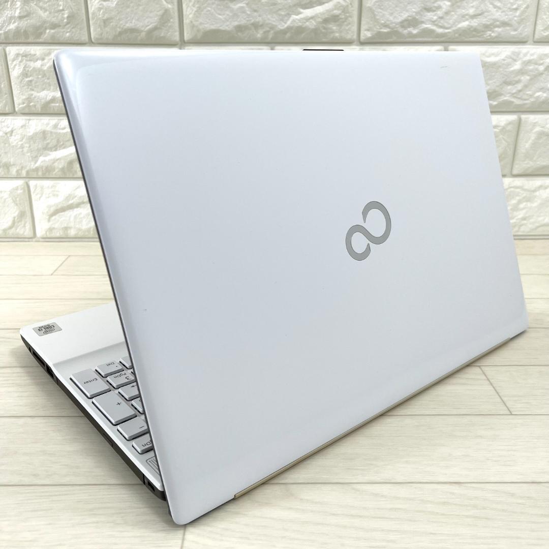 富士通 第10世代 i3 高速SSD512 メモリ8 オフィス ノートパソコン
