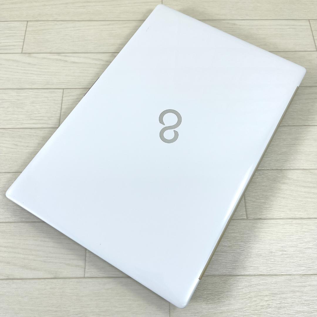 富士通 第10世代 i3 高速SSD512 メモリ8 オフィス ノートパソコン