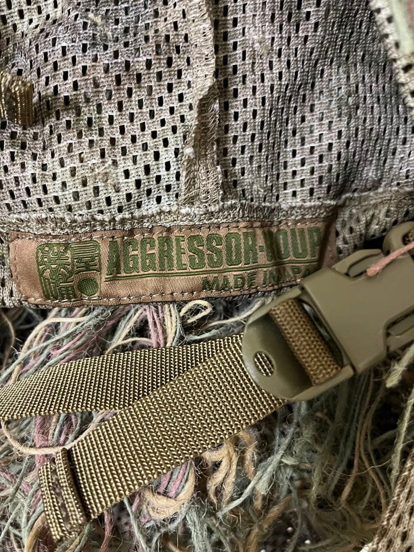 AGGRESSORのオリジナルマムシギリースーツ