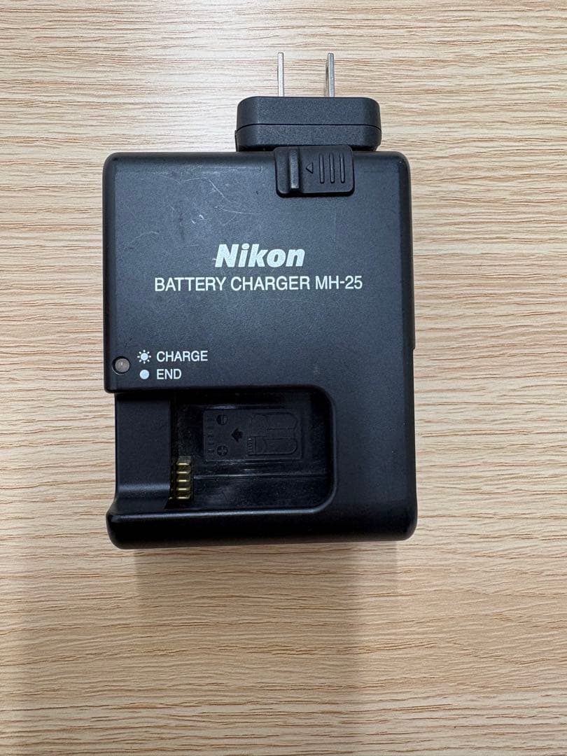 Nikon D7000 レンズ付 動作良好