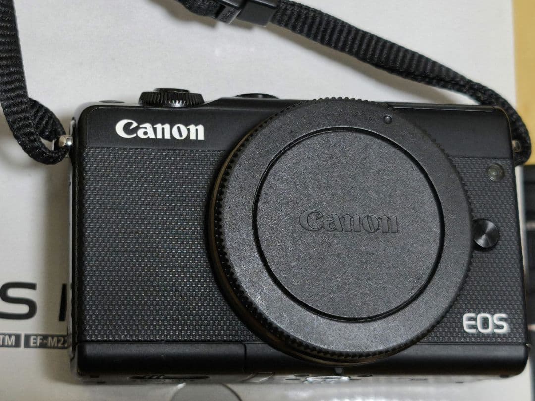 Canon EOS M100 ミラーレス一眼 22mm 18-150mm セット